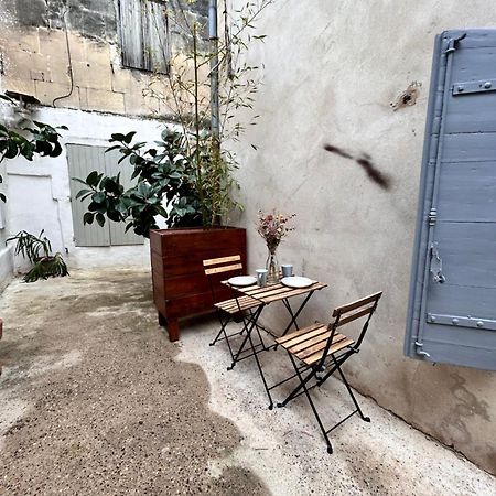 Duplex Centre Historique Arles Apartment ภายนอก รูปภาพ
