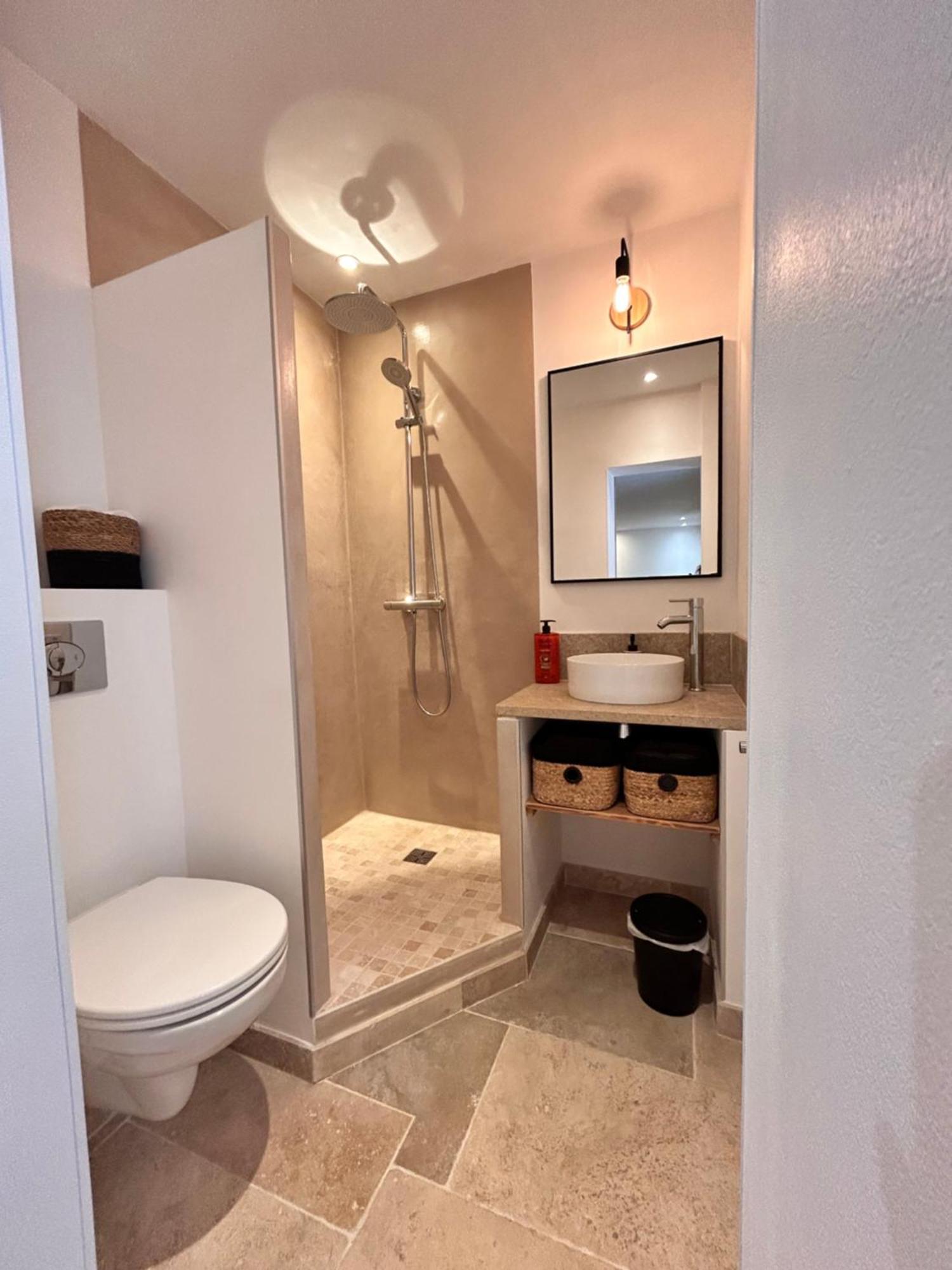 Duplex Centre Historique Arles Apartment ภายนอก รูปภาพ