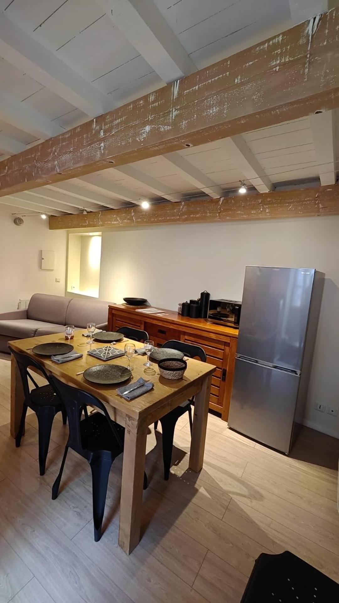 Duplex Centre Historique Arles Apartment ภายนอก รูปภาพ