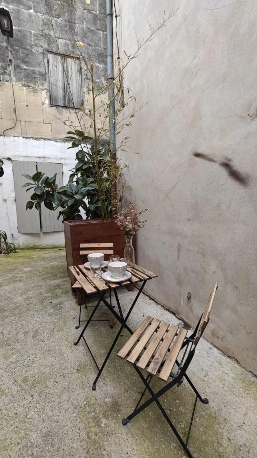 Duplex Centre Historique Arles Apartment ภายนอก รูปภาพ